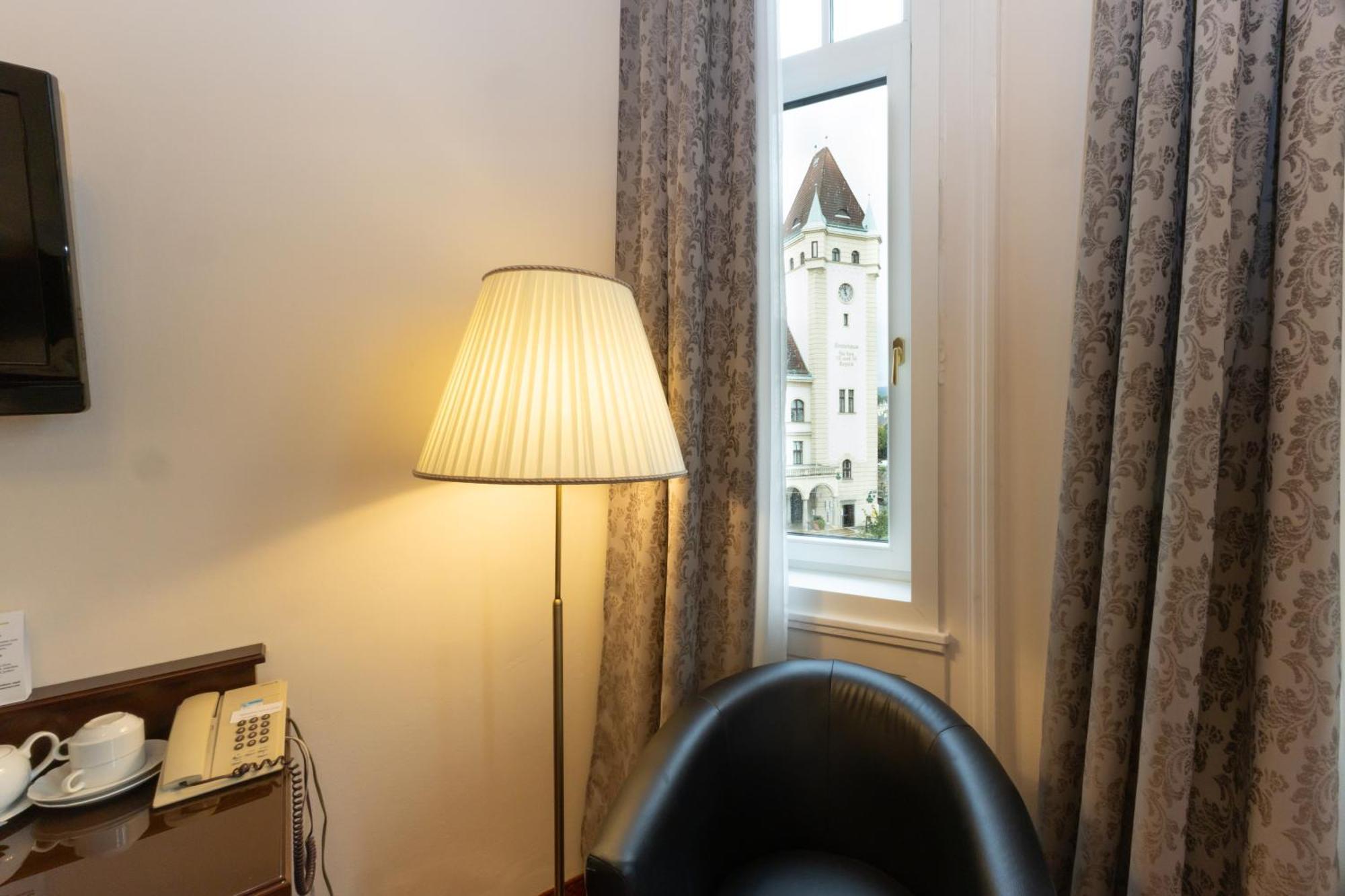 Hotel Viktoria Schoenbrunn Vienna Luaran gambar