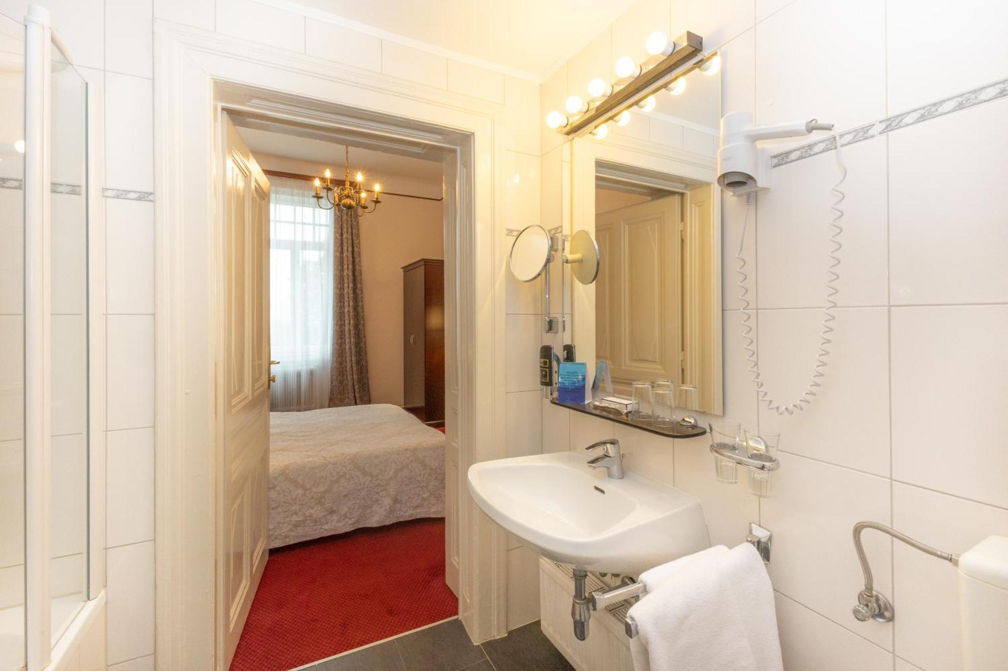 Hotel Viktoria Schoenbrunn Vienna Luaran gambar